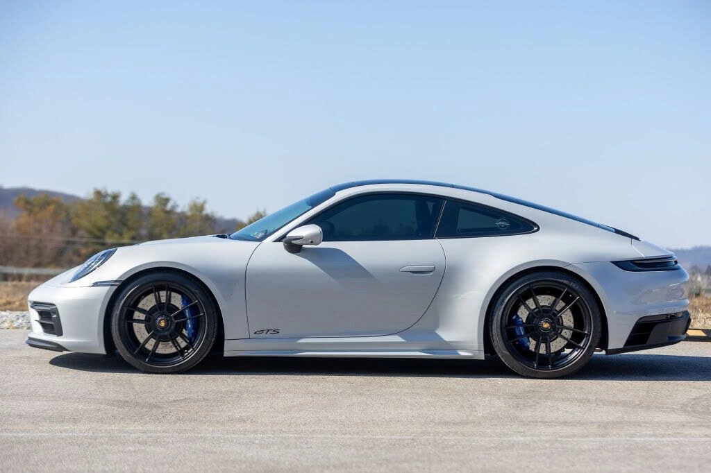 2023 Porsche 992 Carrera GTS - Image 4 of 6