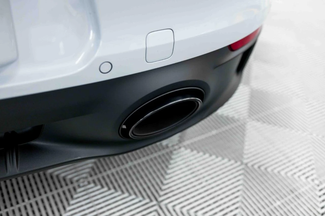 2023 Porsche 992 Carrera GTS - Image 25 of 31