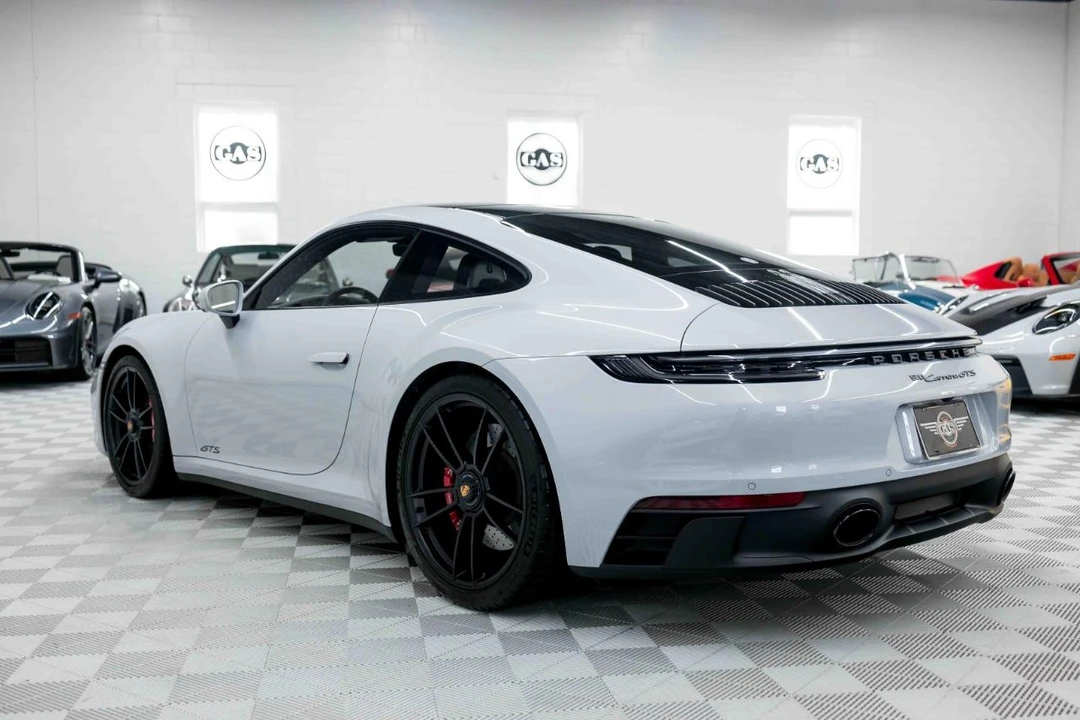 2023 Porsche 992 Carrera GTS - Image 10 of 31