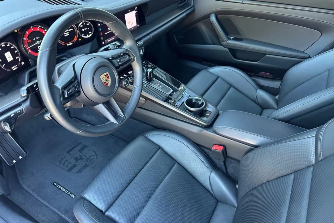 2023 Porsche 992 Carrera GTS - Image 28 of 31