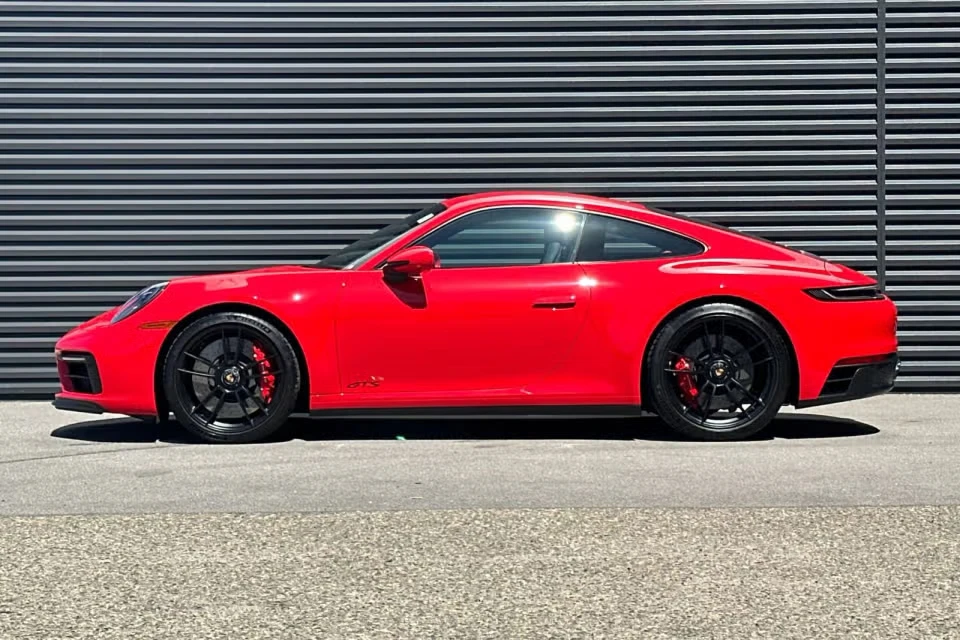 2023 Porsche 992 Carrera GTS - Image 11 of 31
