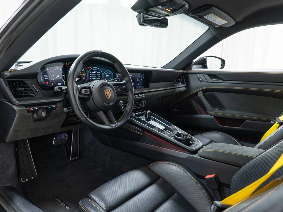 2023 Porsche 992 Carrera GTS - Image 4 of 5