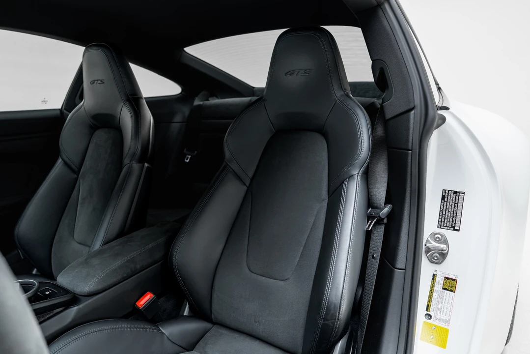 2023 Porsche 992 Carrera GTS - Image 4 of 31