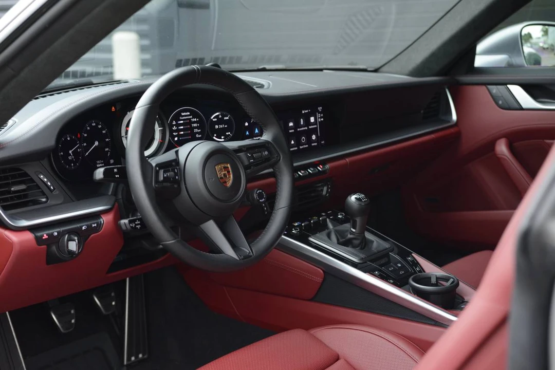 2023 Porsche 992 Carrera GTS - Image 4 of 5