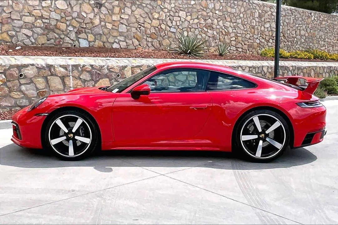 2023 Porsche 992 Carrera - Image 2 of 5