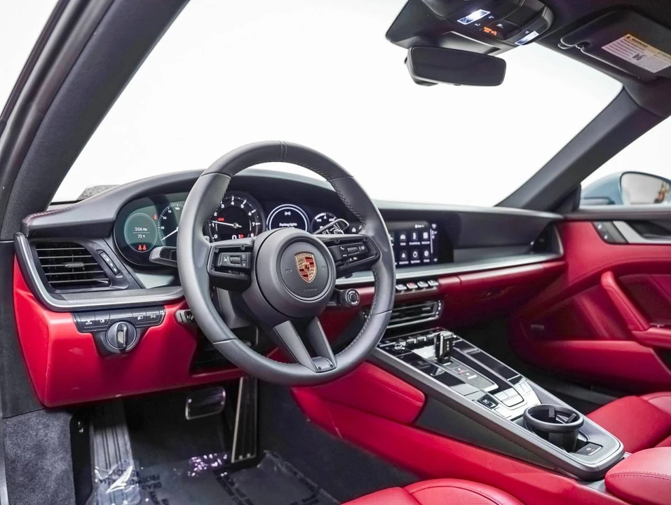 2023 Porsche 992 Carrera - Image 4 of 5