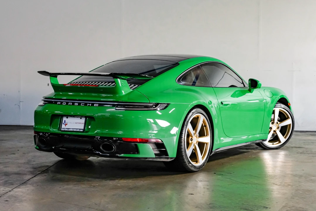2023 Porsche 992 Carrera - Image 11 of 31