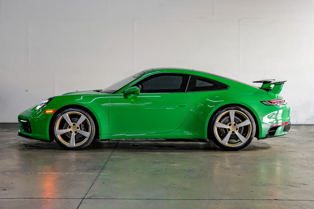 2023 Porsche 992 Carrera - Image 16 of 31