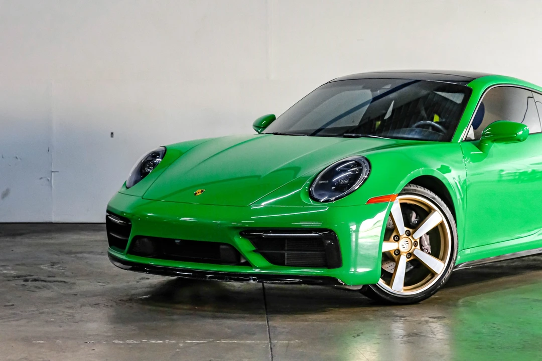 2023 Porsche 992 Carrera - Image 8 of 31