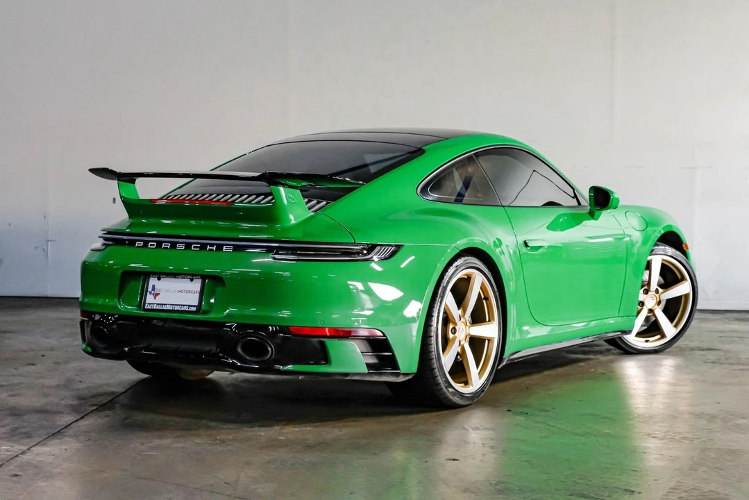 2023 Porsche - Image 11 of 31