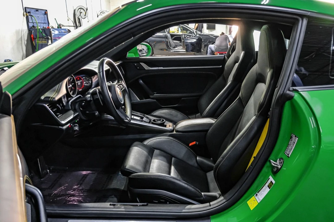 2023 Porsche - Image 4 of 31