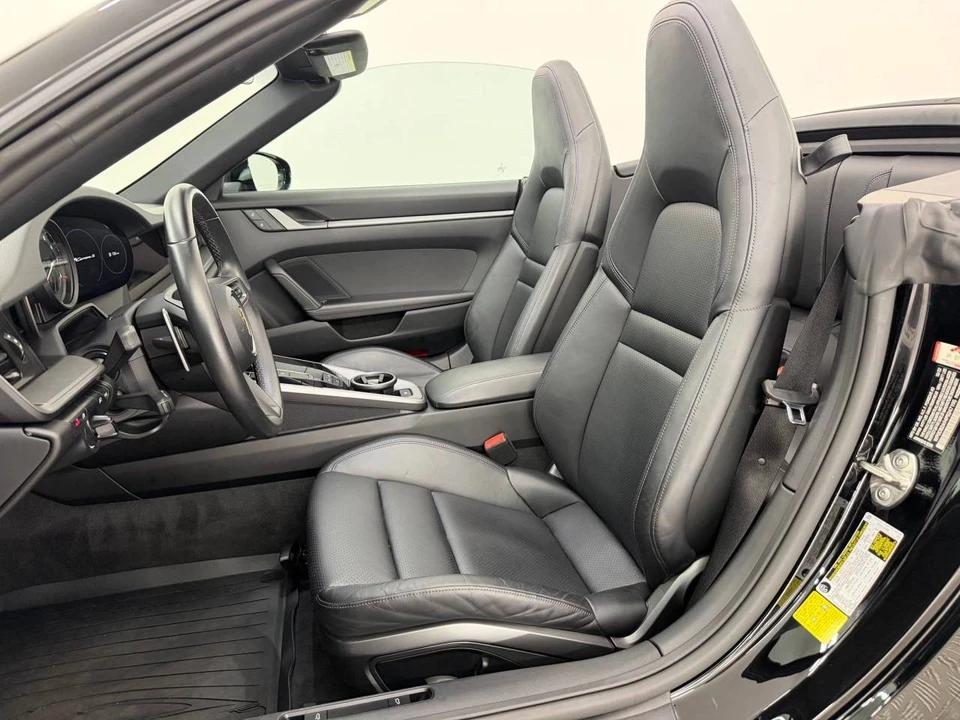 2023 Porsche 992 Carrera S - Image 5 of 5