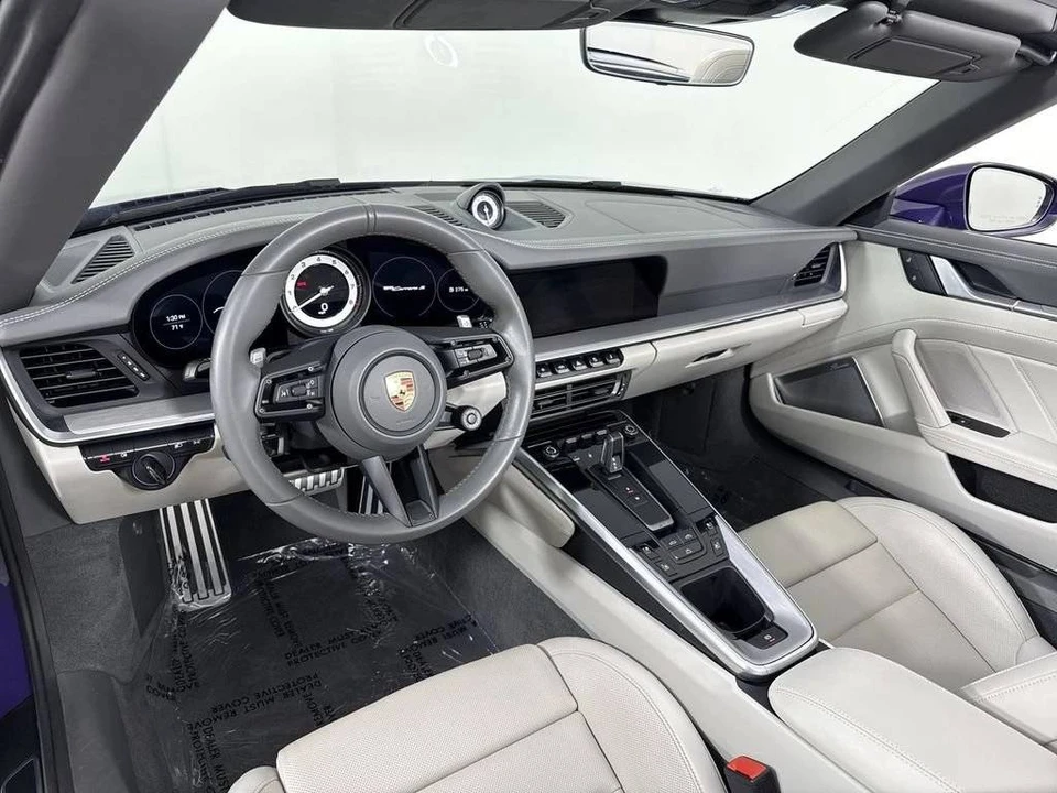 2023 Porsche 992 Carrera S - Image 4 of 5