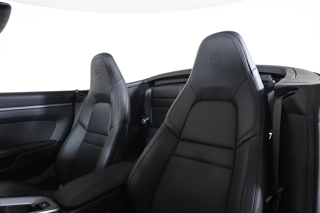 2023 Porsche 992 Carrera S - Image 5 of 5