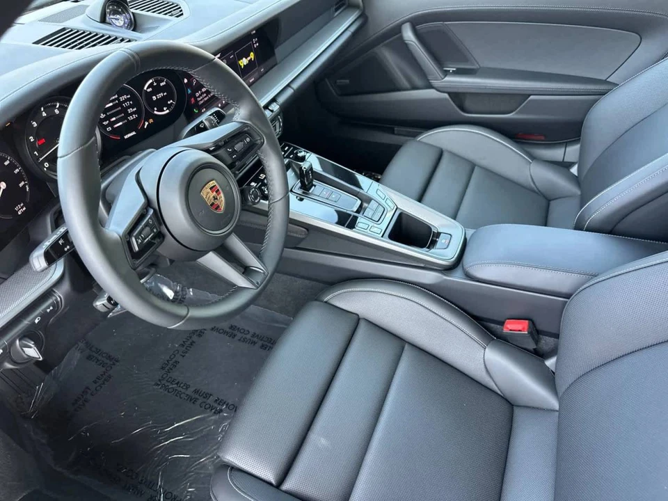 2023 Porsche 992 Carrera S - Image 4 of 5