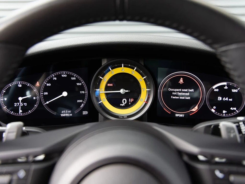 2023 Porsche 992 Carrera S - Image 14 of 31