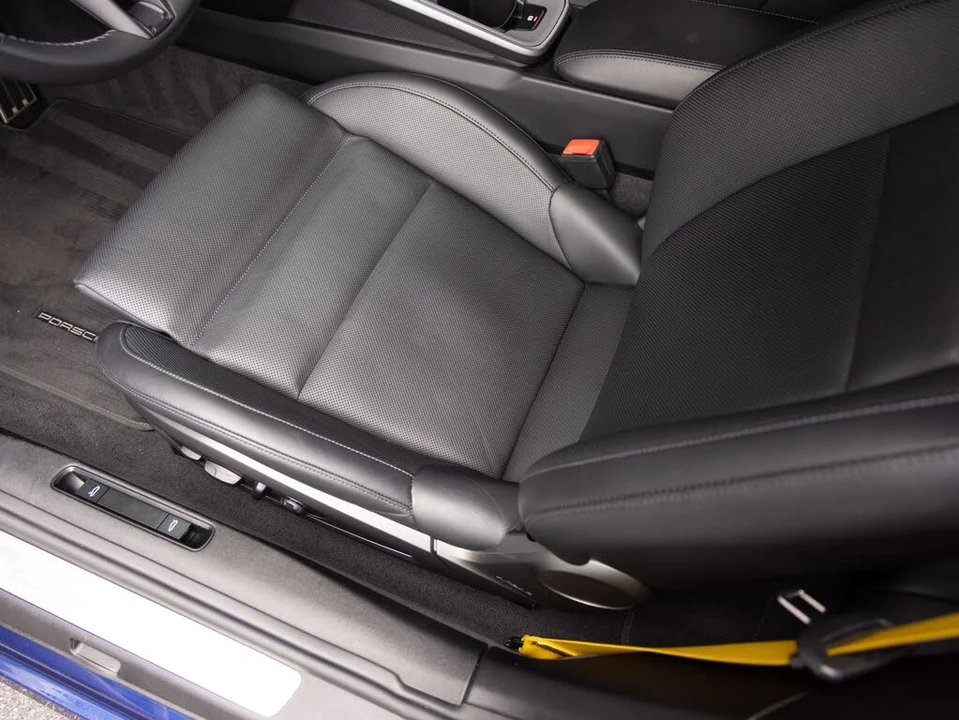 2023 Porsche 992 Carrera S - Image 24 of 31
