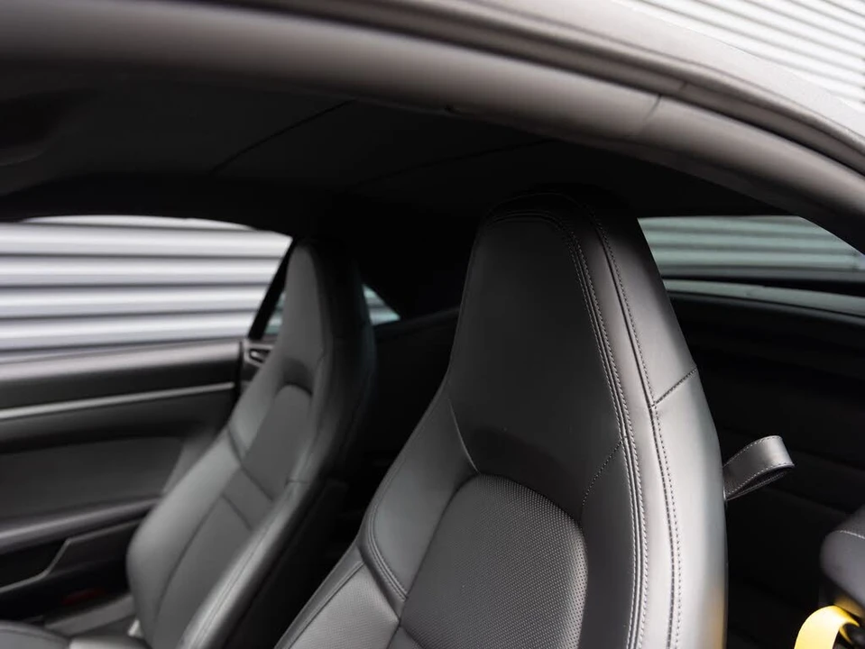 2023 Porsche 992 Carrera S - Image 26 of 31