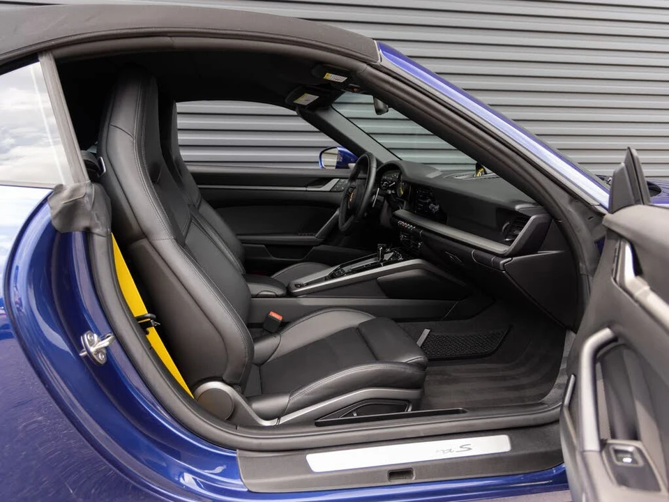 2023 Porsche 992 Carrera S - Image 31 of 31
