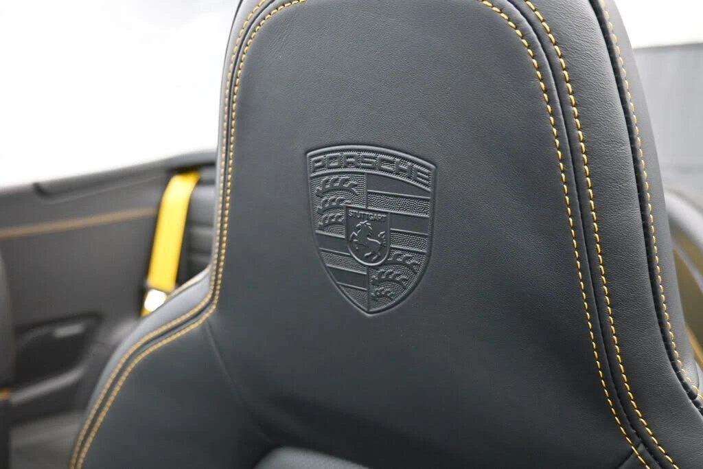 2023 Porsche 992 Carrera S - Image 8 of 31
