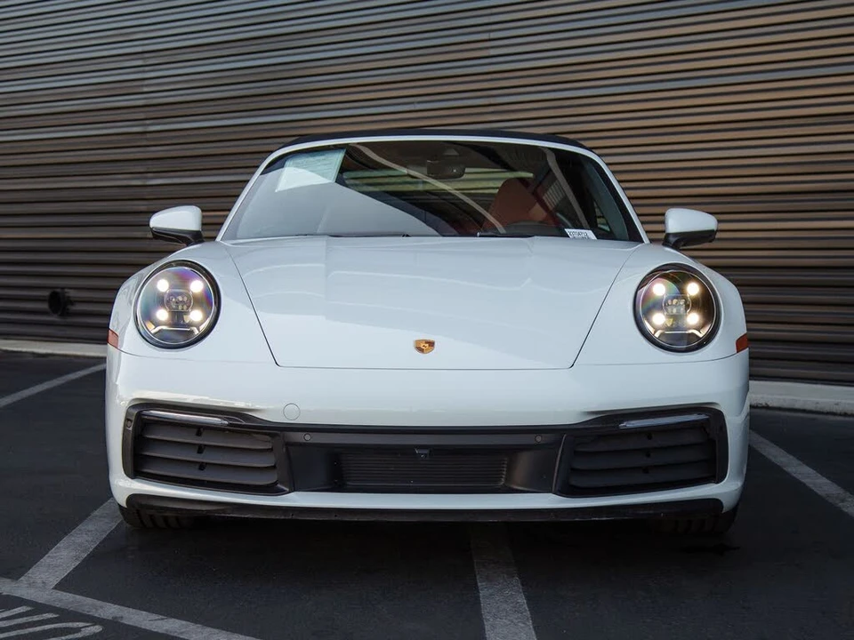 2023 Porsche 992 Carrera S - Image 10 of 28