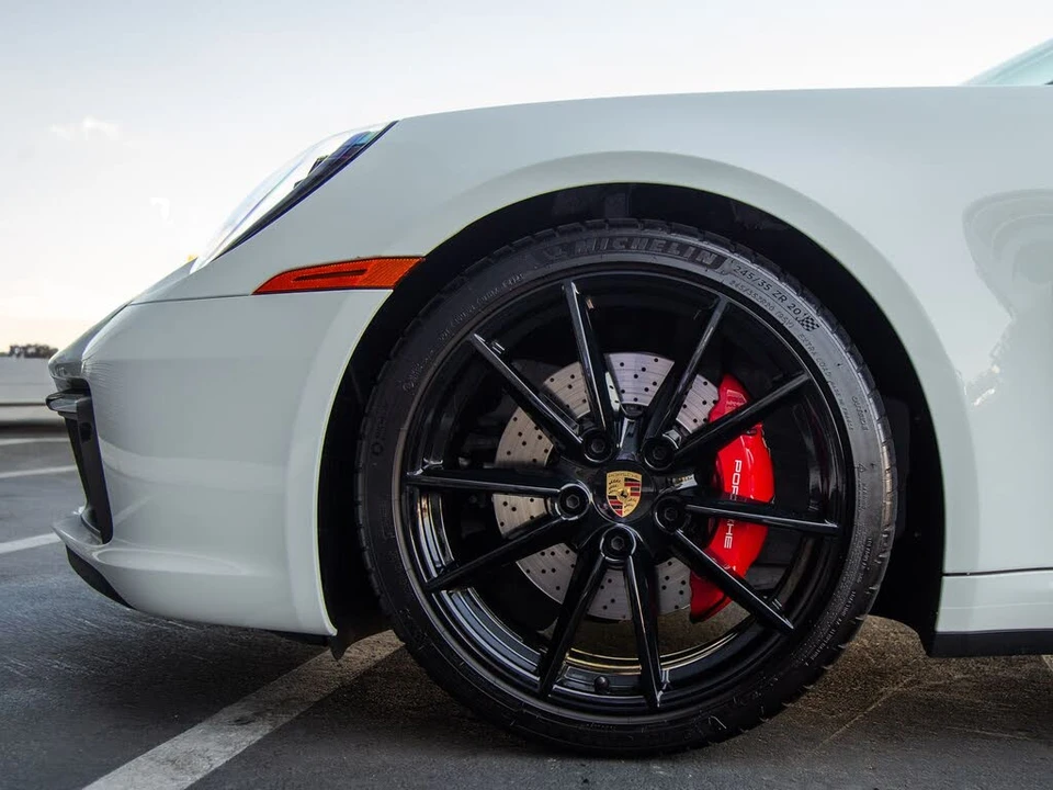 2023 Porsche 992 Carrera S - Image 11 of 28
