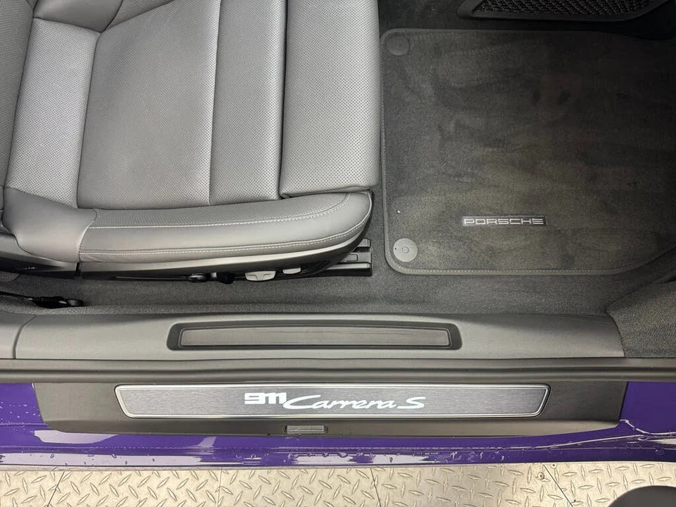 2023 Porsche 992 Carrera S - Image 27 of 31
