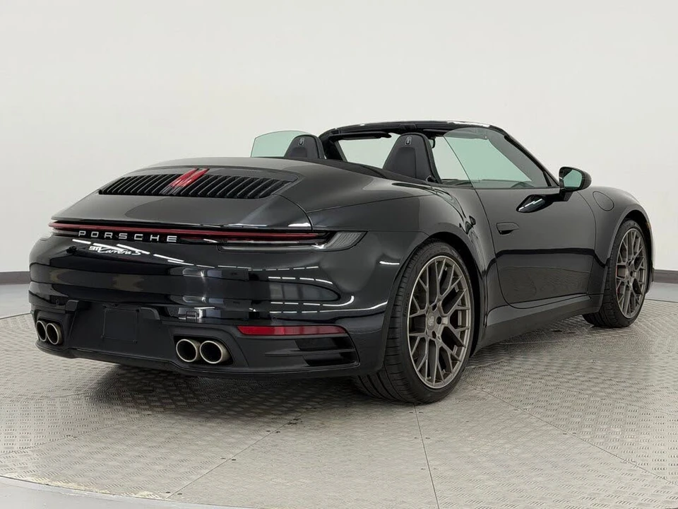 2023 Porsche 992 Carrera S - Image 9 of 31