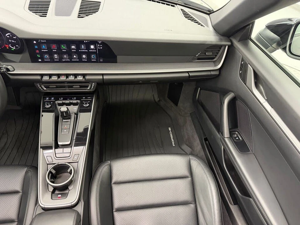 2023 Porsche 992 Carrera S - Image 27 of 31