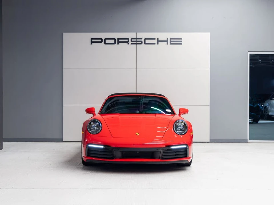 2023 Porsche 992 Carrera S - Image 12 of 31