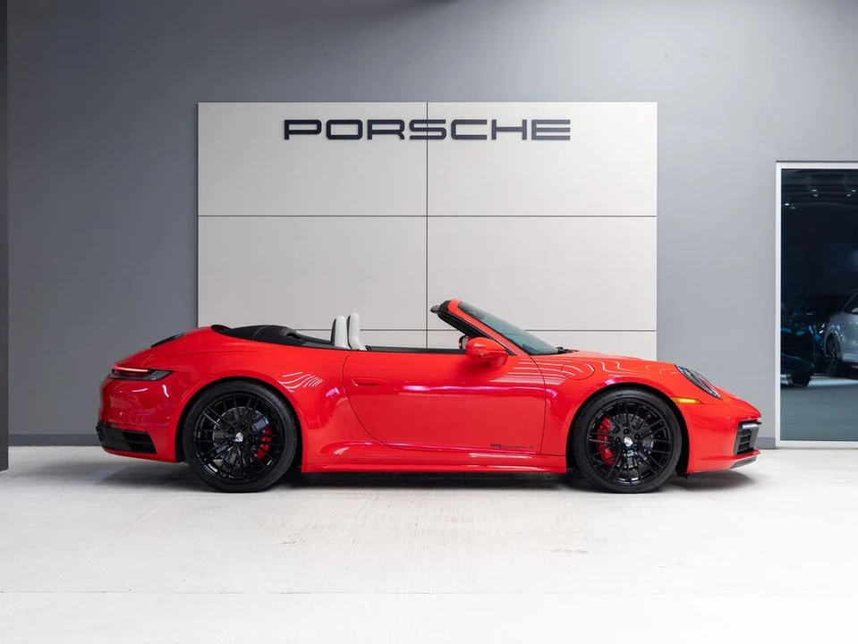 2023 Porsche 992 Carrera S - Image 10 of 31