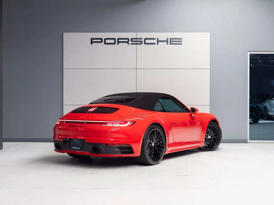 2023 Porsche 992 Carrera S - Image 7 of 31