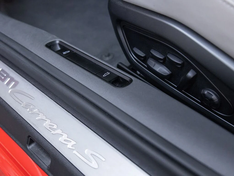 2023 Porsche 992 Carrera S - Image 24 of 31