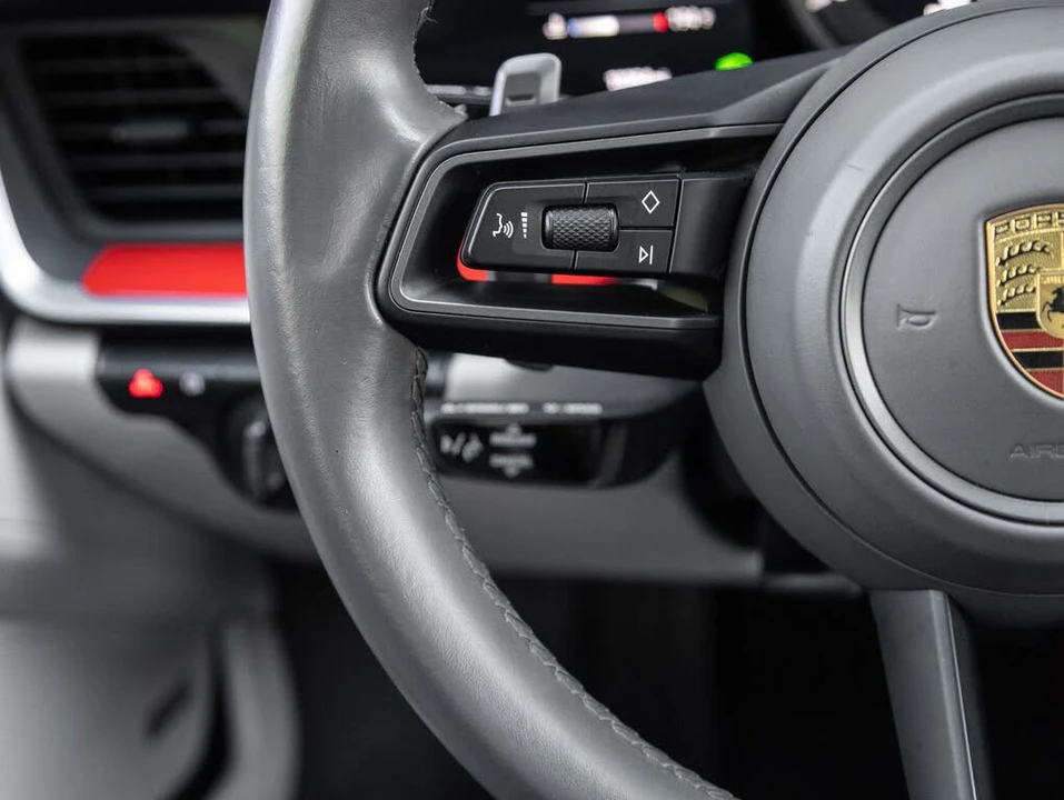2023 Porsche 992 Carrera S - Image 17 of 31