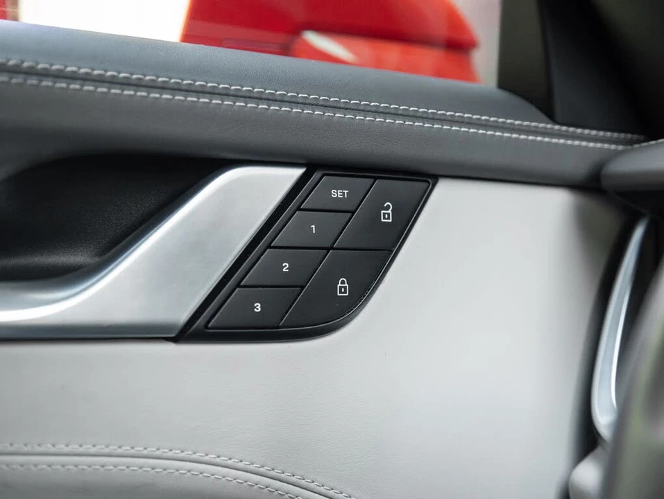 2023 Porsche 992 Carrera S - Image 20 of 31