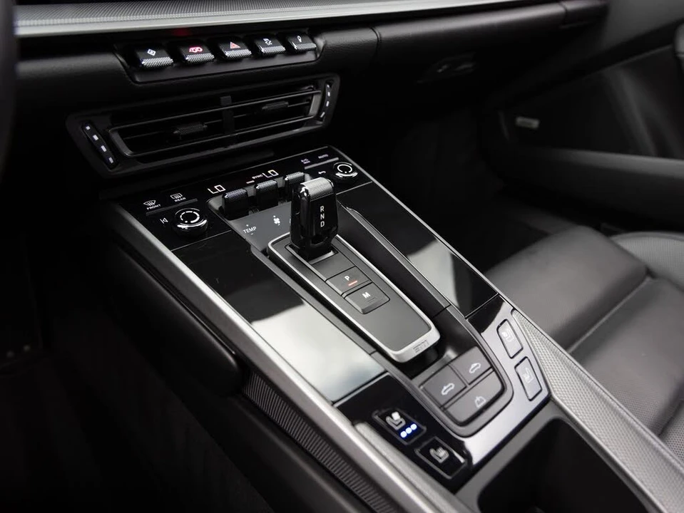 2023 Porsche 992 Carrera S - Image 19 of 31