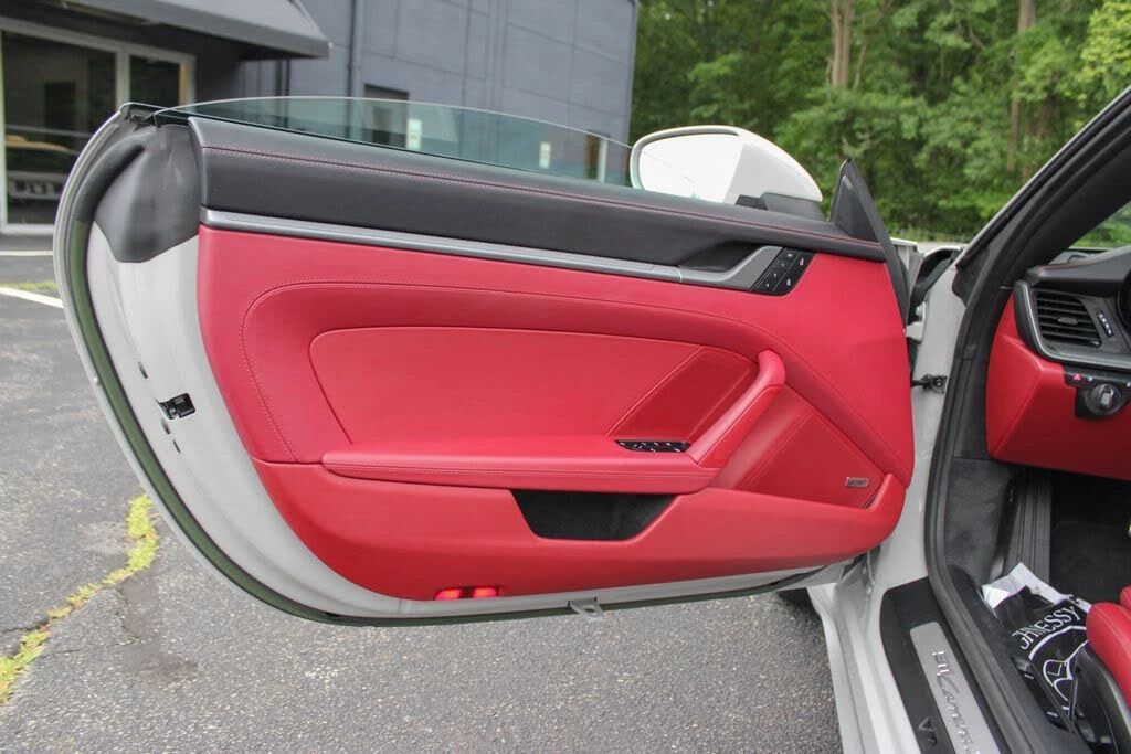 2023 Porsche 992 Carrera S - Image 11 of 20