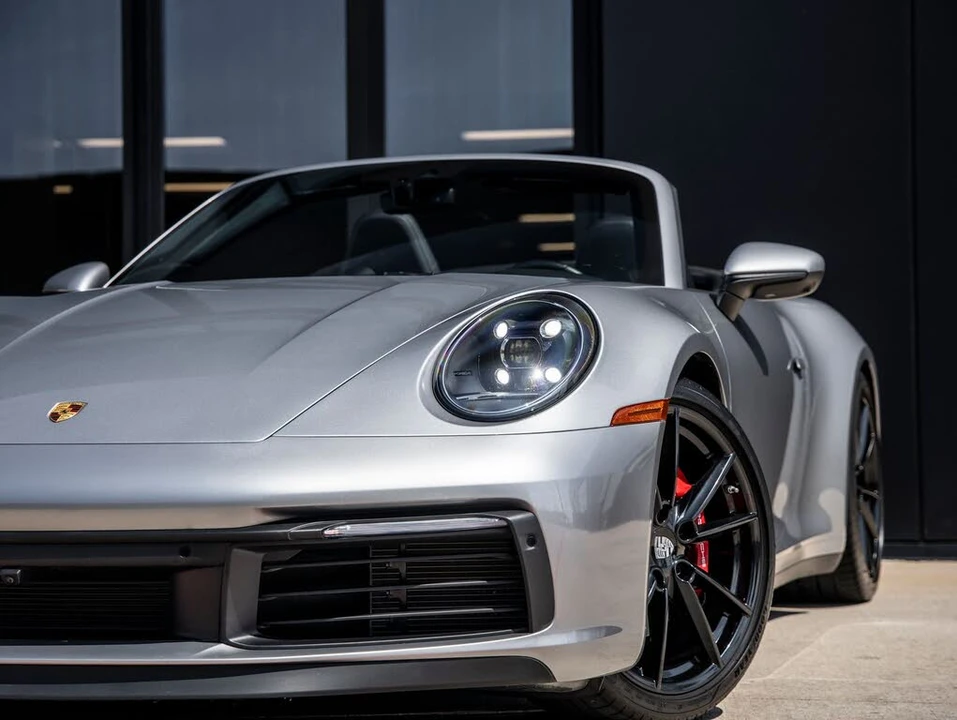 2023 Porsche 992 Carrera S - Image 16 of 31