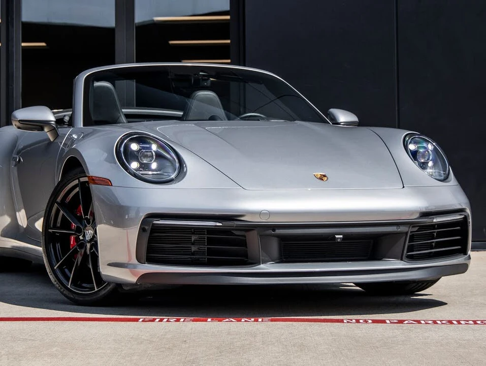 2023 Porsche 992 Carrera S - Image 9 of 31