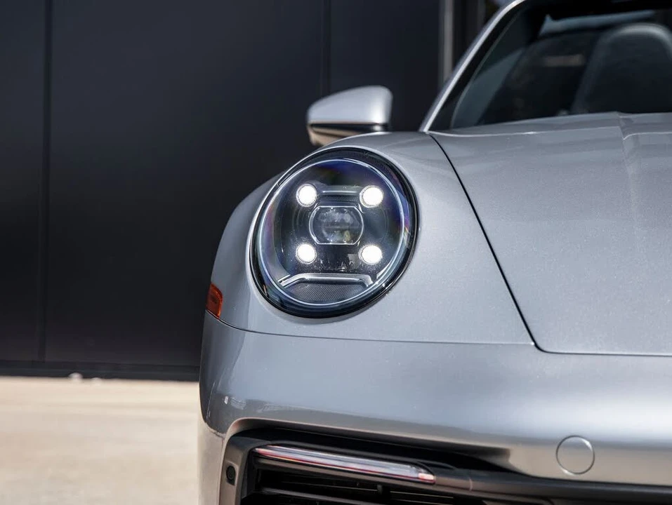 2023 Porsche 992 Carrera S - Image 18 of 31
