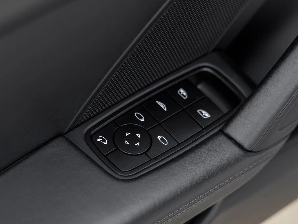 2023 Porsche 992 Carrera S - Image 22 of 31