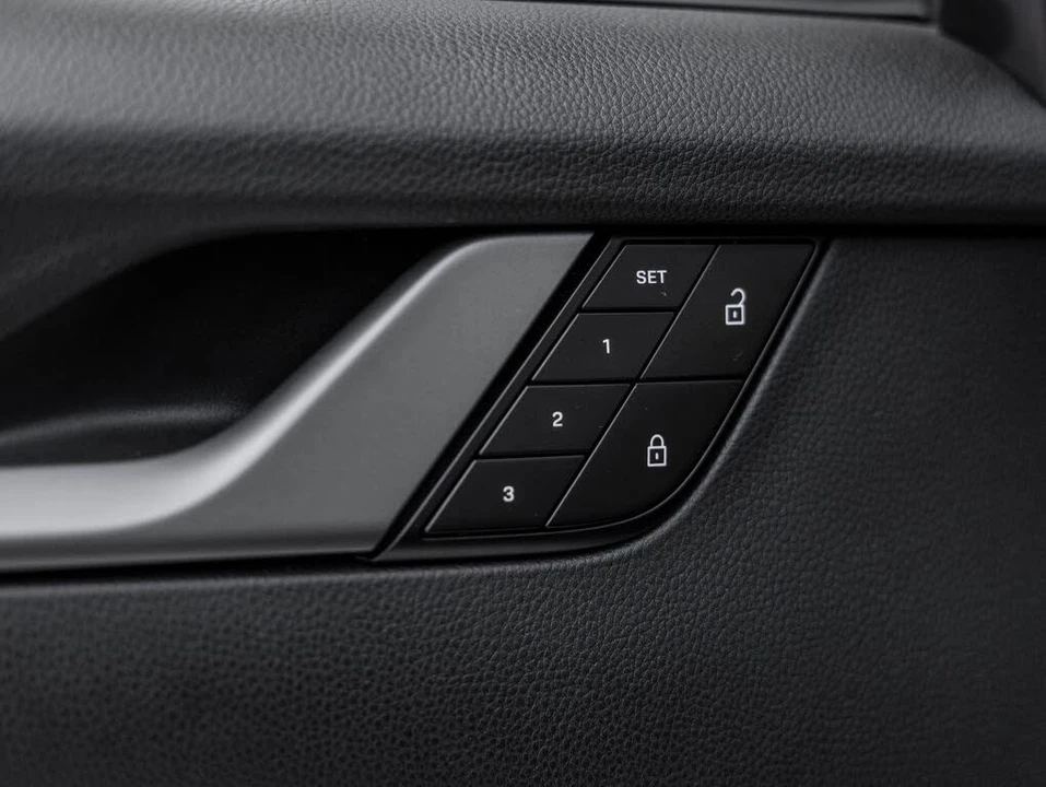 2023 Porsche 992 Carrera S - Image 23 of 31