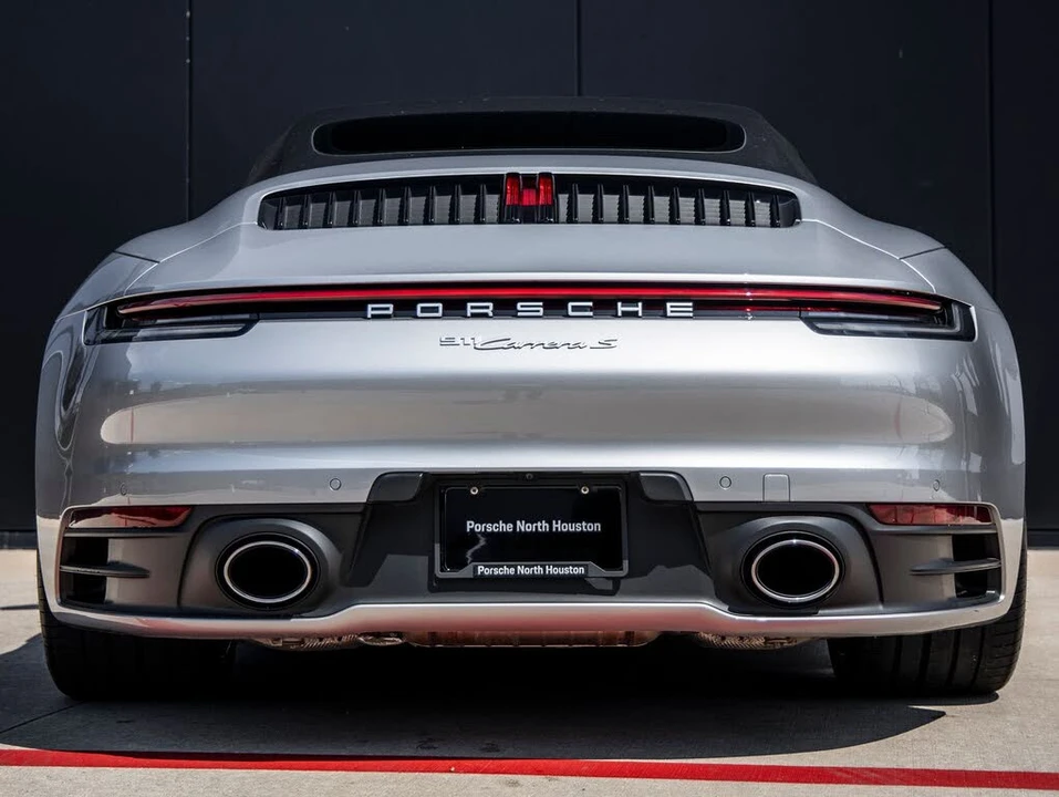 2023 Porsche 992 Carrera S - Image 10 of 31
