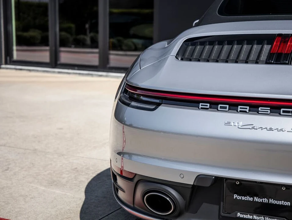 2023 Porsche 992 Carrera S - Image 13 of 31