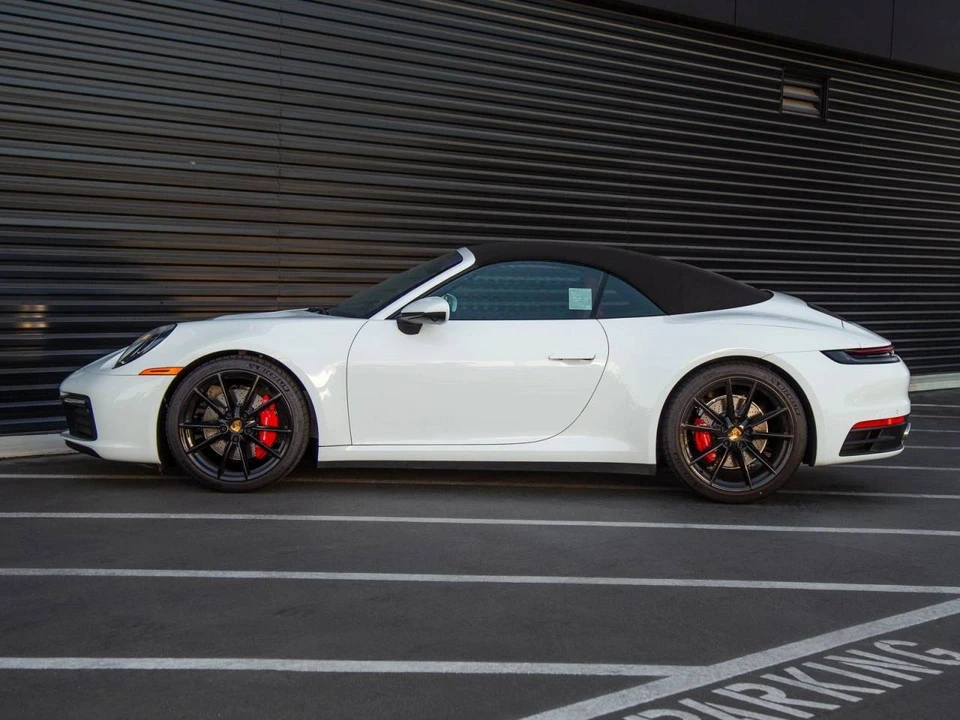 2023 Porsche 992 Carrera S - Image 2 of 5