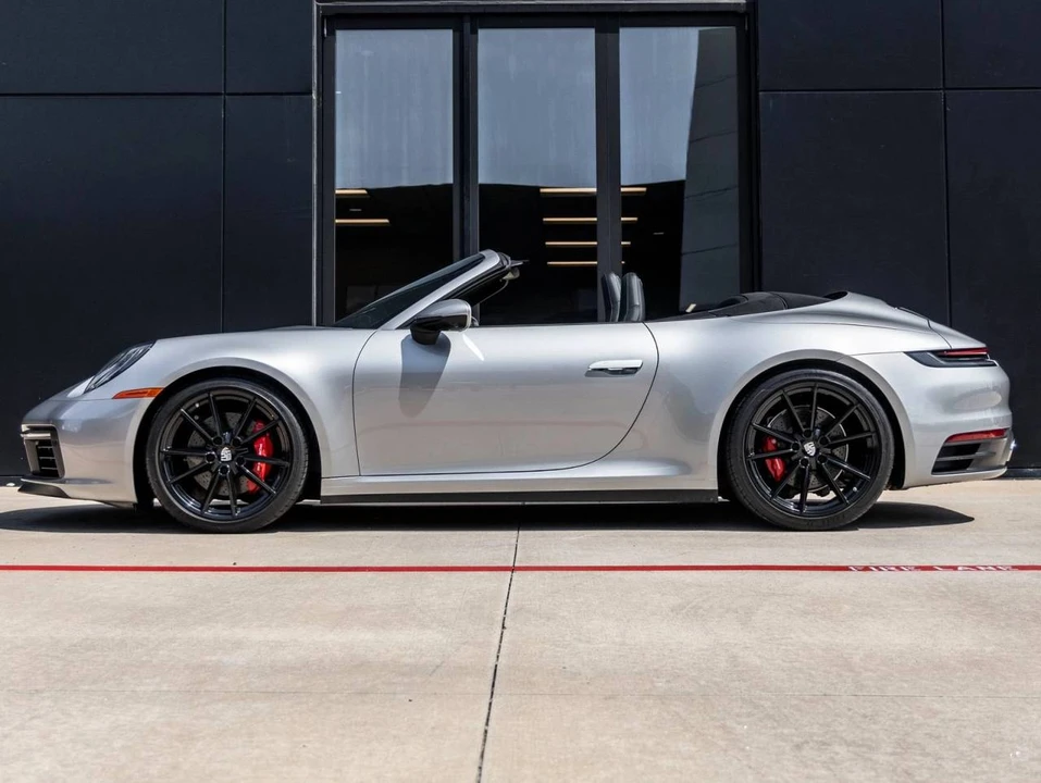 2023 Porsche 992 Carrera S - Image 2 of 5