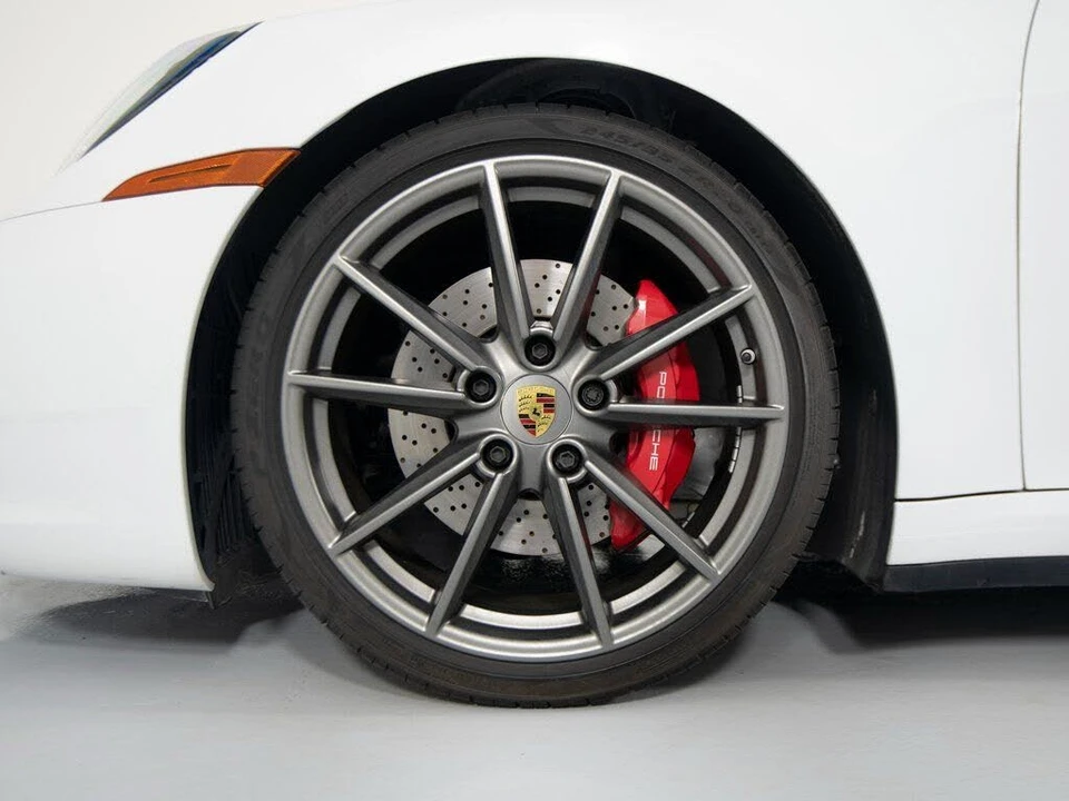 2023 Porsche 992 Carrera S - Image 14 of 31