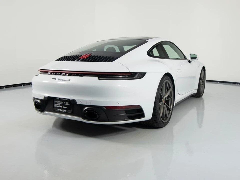2023 Porsche 992 Carrera S - Image 10 of 31