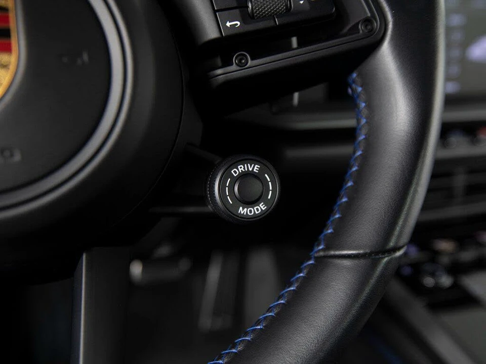 2023 Porsche 992 Carrera S - Image 25 of 31