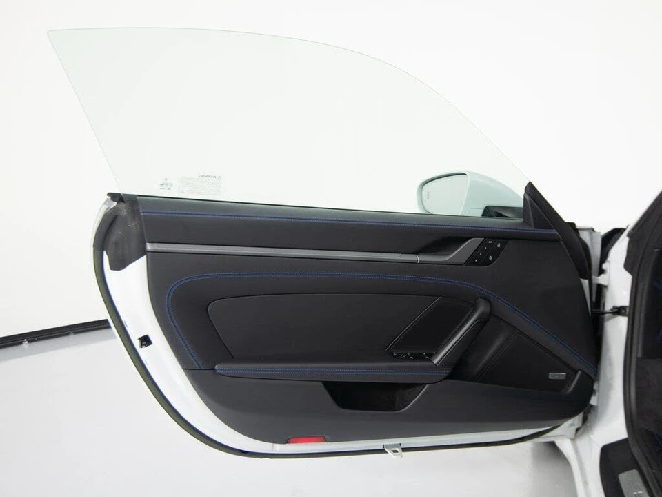 2023 Porsche 992 Carrera S - Image 18 of 31